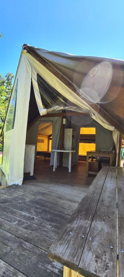 Camping Domaine Papillon Reyrevignes  Extérieur photo
