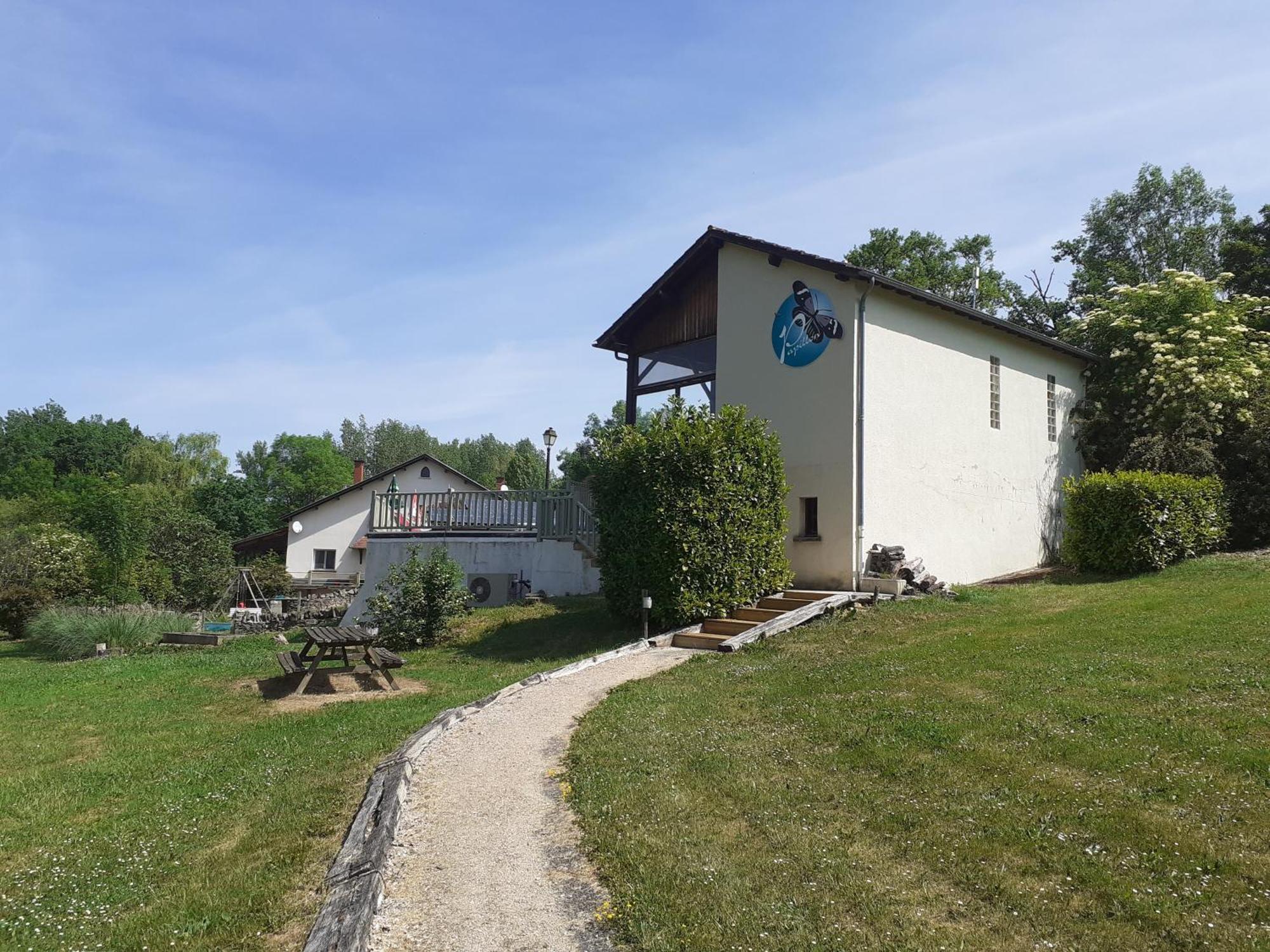 Camping Domaine Papillon Reyrevignes  Extérieur photo